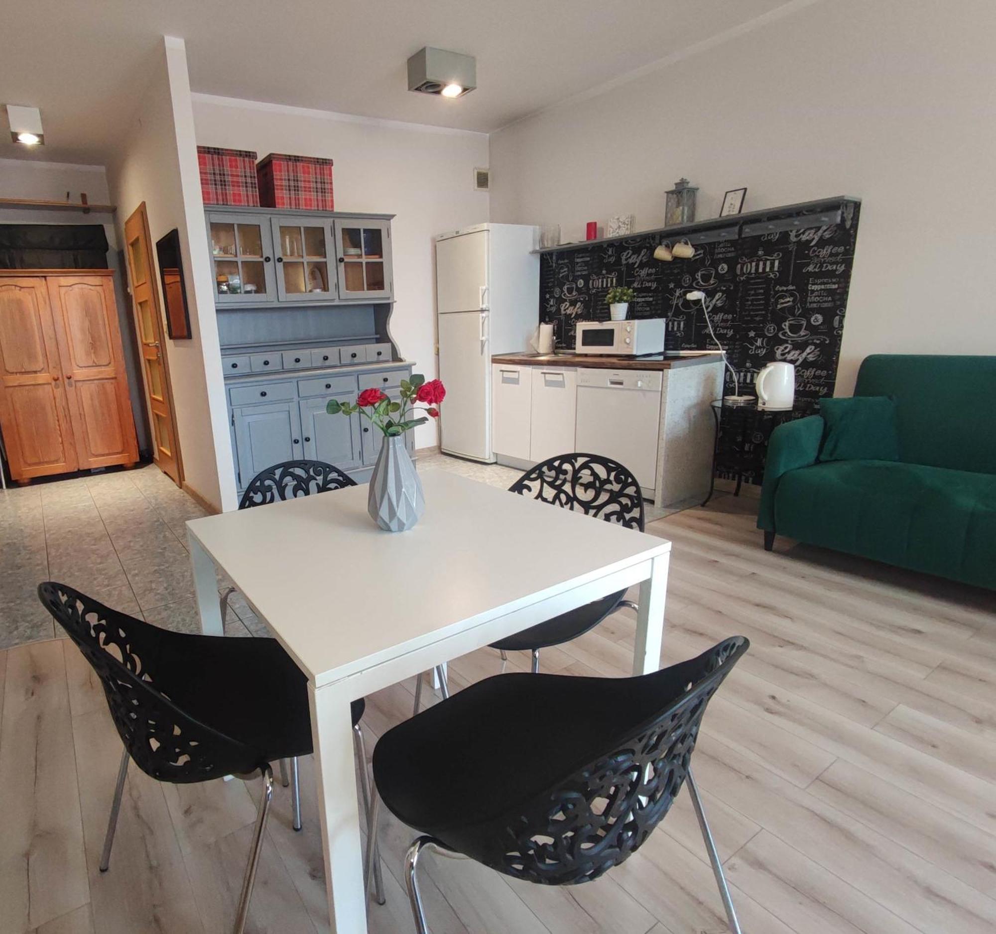 Kghn Apartments Wyszynskiego 12 Brama Portowa ชเตชชิน ภายนอก รูปภาพ